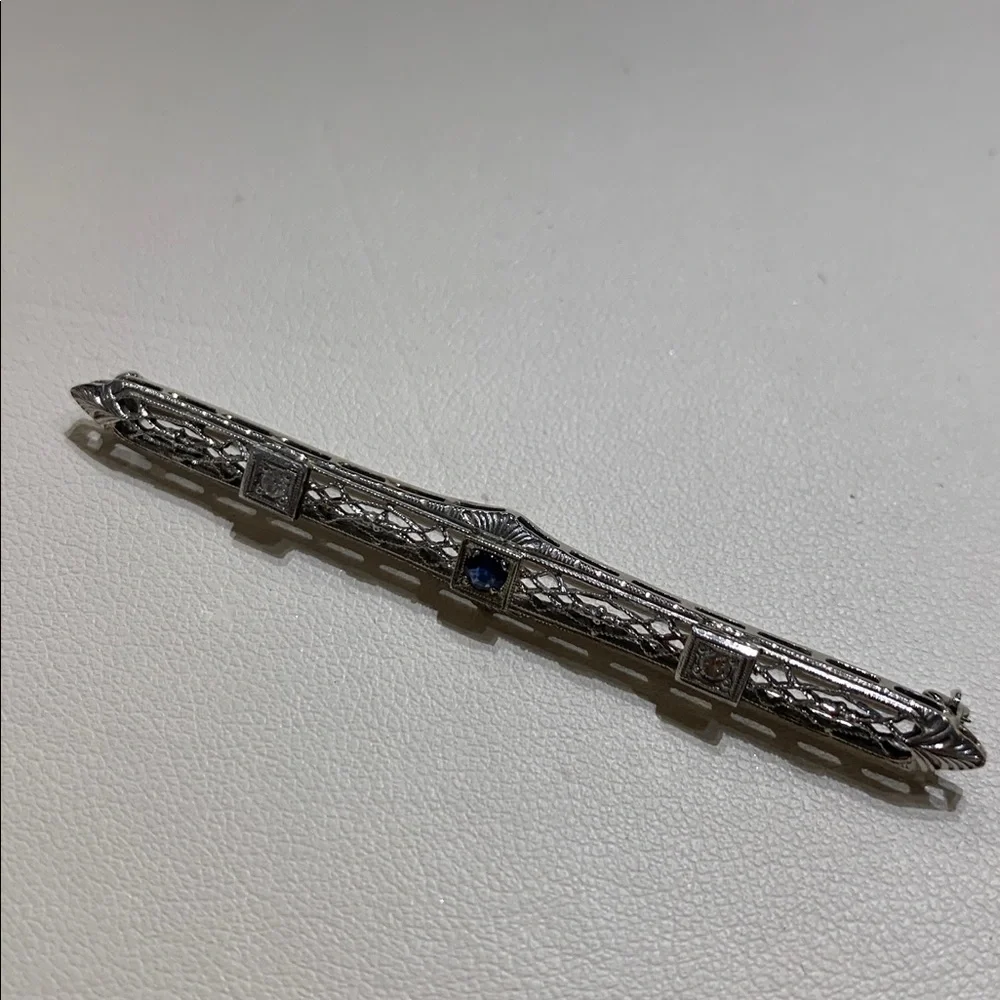 Edwardian Art Deco Antique 14K White Gold Bar Pin with Sapphire and Diamonds - Picture 2 of 7